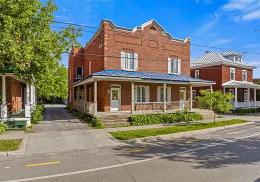 Duplex for Sale - 811-813 Rue Notre-Dame, Joliette, J6E 3J7