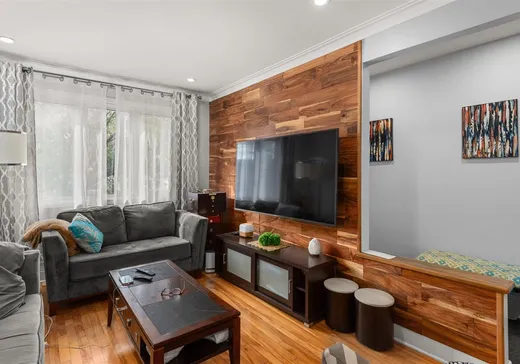 Triplex à vendre - 11219-11223 Av. Plaza, Montréal (Nord), H1H 4M9