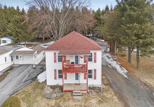 Duplex à vendre - 613-621 Rue St-Joseph, Valcourt, J0E2L0