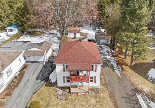 Duplex à vendre - 613-621 Rue St-Joseph, Valcourt, J0E 2L0