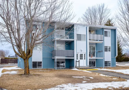 5-Plex for sale - 8 Rue de la Coop-Doucet, St-Leonard-D'Aston, J0C1M0