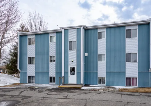 5-Plex for Sale - 8 Rue de la Coop-Doucet, St-Leonard-D'Aston, J0C 1M0