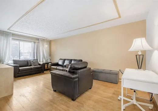 Duplex à vendre - 6785-6787 Boul. Lacordaire, Montréal (Saint-Léonard), H1T 2K5