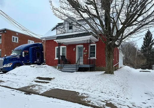 Duplex for Sale - 18-20 Rue Létourneau, Victoriaville, G6P 4M6