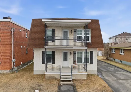 Duplex à vendre - 42-44 Rue St-Denis, Drummondville, J2B5S7