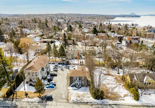 Triplex à vendre - 816-822 Rue Degré, Magog, J1X 1B9