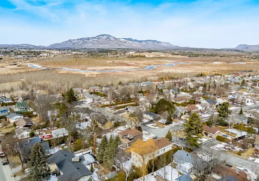 Triplex à vendre - 816-822 Rue Degré, Magog, J1X 1B9