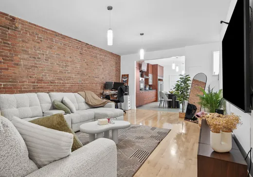 4-Plex à vendre - 4851-4855 Rue Ste-Catherine E., Montréal (Mercier/Hochelaga-Maisonneuve), H1V 1Z7