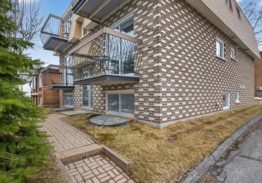 5-Plex à vendre - 2542 Rue Fisette, Sherbrooke, J1K 1E3