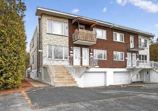 Triplex for Sale - 2555-2575 Rue Acadie, Brossard, J4Z 3A4