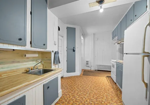 Triplex à vendre - 263-267 Rue St-Joseph, Lévis, G6V 1E7