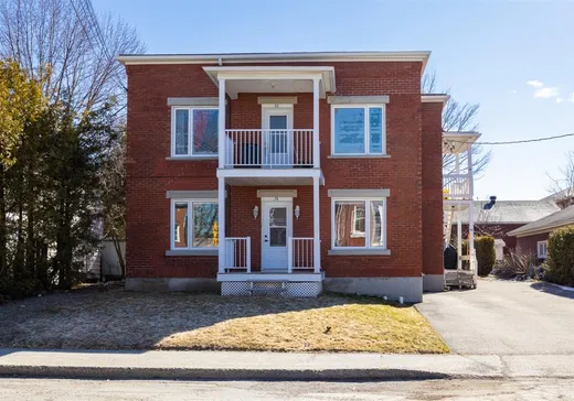 Duplex à vendre - 72-74 8e Avenue N., Sherbrooke, J1E2S5