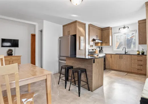 Duplex à vendre - 72-74 8e Avenue N., Sherbrooke, J1E 2S5