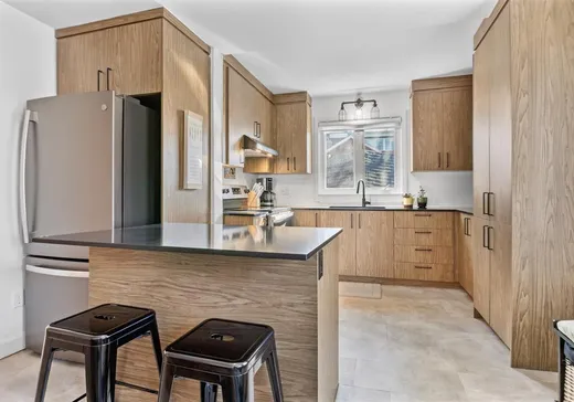 Duplex à vendre - 72-74 8e Avenue N., Sherbrooke, J1E 2S5