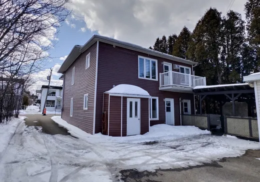 Duplex à vendre - 1322-1324 7e Avenue, La Baie, G7B 1S7