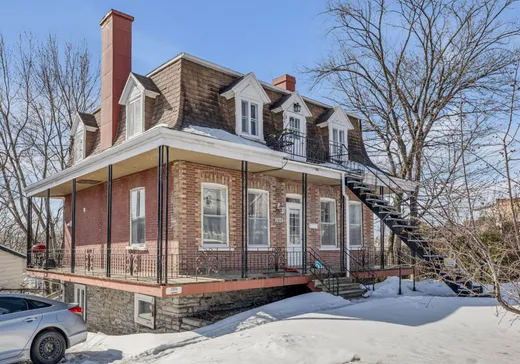 Triplex à vendre - 3592-3596 Ch. Royal, Beauport, G1E 1W9