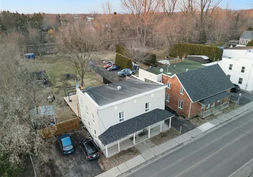Duplex à vendre - 386-390 9e Avenue, Saint-Jean-sur-Richelieu, J2X 1K3