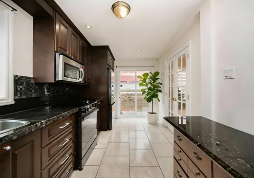 Duplex for Sale - 8063 Rue de la Croix (8063-8065), Montreal (Saint-Leonard), H1P 2V1