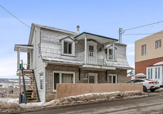 Duplex à vendre - 9678-9680 Av. Royale, Sainte-Anne-de-Beaupré, G0A3C0