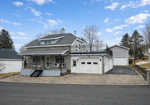 Duplex à vendre - 282Z 2e Avenue, Lac-Etchemin, G0R 1S0