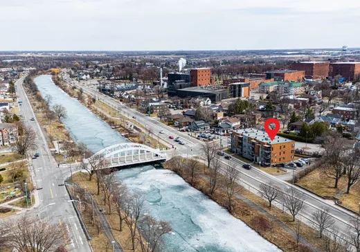 5-Plex à vendre - 121-125 Rue Victoria, Salaberry-de-Valleyfield, J6T 0E6