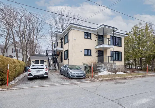 Triplex à vendre - 27-27A Rue St-Gilbert, Lévis, G6V 1K1