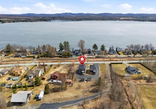 Duplex à vendre - 8268-8270 Ch. de Venise, Sherbrooke, J1N 0H4