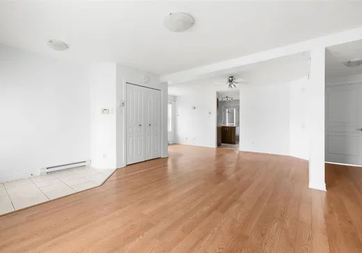 Triplex for Sale - 1680-1684 Rue Cadillac, Quebec City, G1L 3Y2