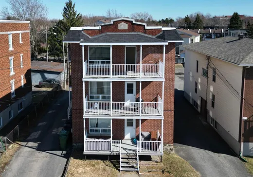 Triplex for sale - 166-170 Rue St-Damien, Drummondville, J2B5R9