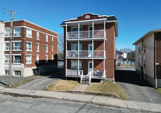 Triplex for Sale - 166-170 Rue St-Damien, Drummondville, J2B 5R9
