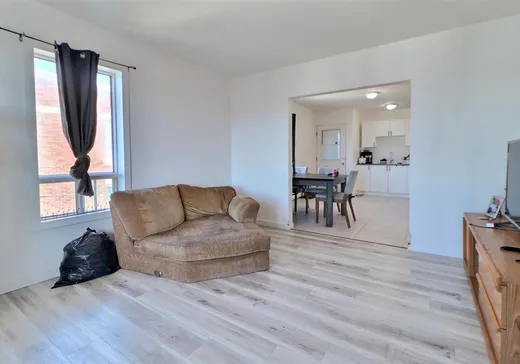 Triplex for Sale - 166-170 Rue St-Damien, Drummondville, J2B 5R9