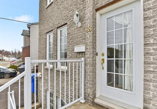 Triplex for Sale - 86-90 84e Avenue E., Blainville, J7C 3T3