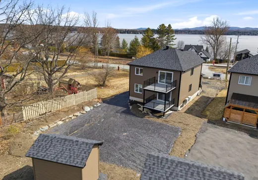 Duplex à vendre - 8268 Ch. de Venise (8268-8270), Sherbrooke, J1N 0H4