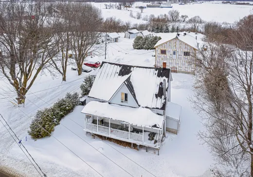 5-Plex for Sale - 101-109 Rue du Moulin, Saint-Cuthbert, J0K 2C0