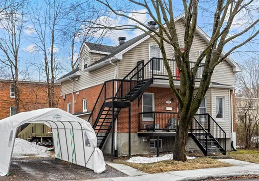 4-Plex à vendre - 397-397 1/2 Rue des Saules E., Ville de Québec, G1L1R8