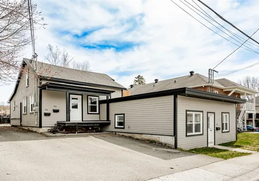 Triplex à vendre - 396-400 Rue de l'Assomption, Sherbrooke, J1E2L7