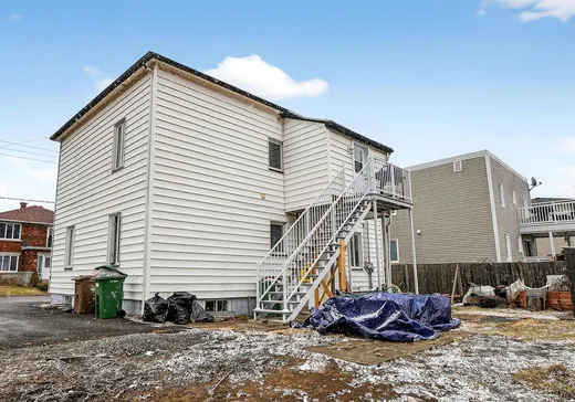Duplex for Sale - 100-102 Rue Comtois, McMasterville, J3G 1G9