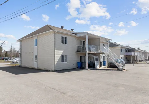 4-Plex for Sale - 350-356 Boul. L'Assomption O., Saint-Charles-Borromée, J6E 0C5