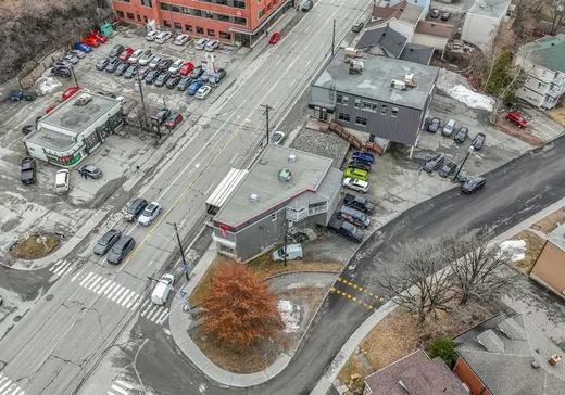 Triplex à vendre - 1372-1378 Rue King O., Sherbrooke, J1J 2B6