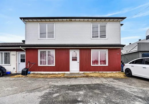 Triplex à vendre - 324-336 2e Avenue, Weedon, J0B3J0