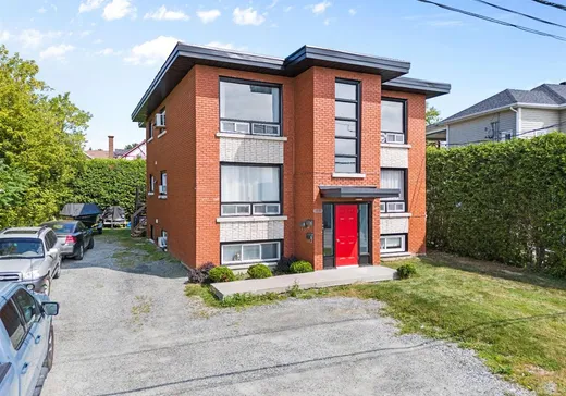 Triplex à vendre - 1135 Rue Deschaillons, Fleurimont, J1G 1X6