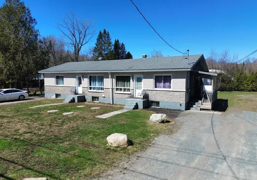 Duplex à vendre - 1721Z-1721AZ Route du Nord, Brownsburg-Chatham, J8G1E2