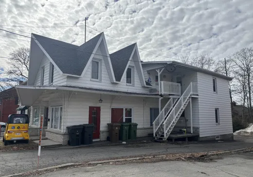 4-Plex for Sale - 5-7B Rue Laurier O., Victoriaville, G6P 6P4