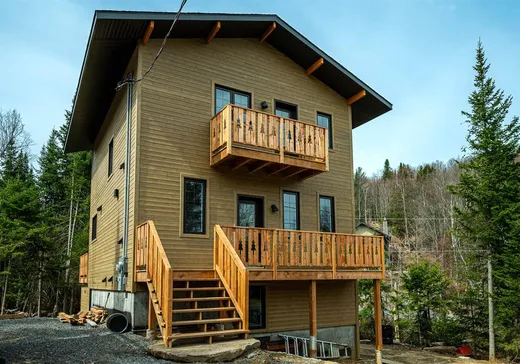 Duplex for sale - 410-410A Rue de Tignes, Sainte-Agathe-des-Monts, J8C2Z7