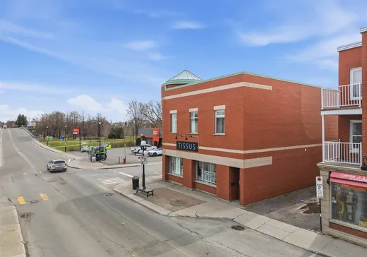Triplex for Sale - 805-815 Rue des Cascades E., Saint-Hyacinthe, J2S 4G9