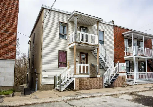 Triplex for Sale - 691-695 Rue Montcalm, Shawinigan, G9N 4M6