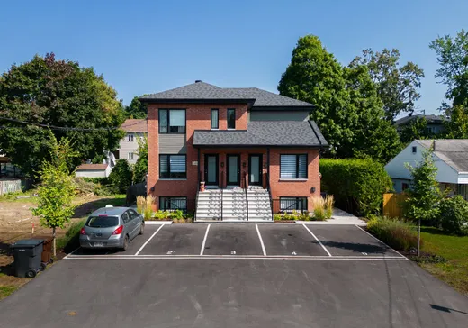 5-Plex for Sale - 105 Rue de Dieppe, Deux-Montagnes, J7R 3L3