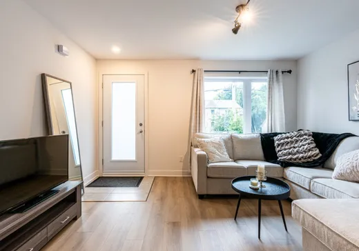 5-Plex for Sale - 105 Rue de Dieppe, Deux-Montagnes, J7R 3L3