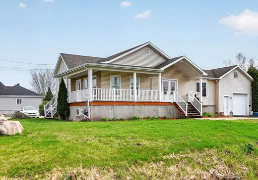 Duplex for sale - 1472-1472A Rue Principale, Saint-Amable, J0L1N0