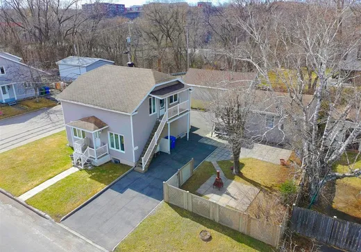 Duplex à vendre - 25 Rue du Manoir, Beauport, G1E 4N6